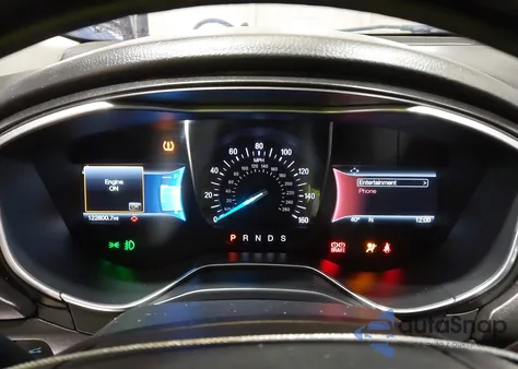 2017 Ford Fusion Titanium из США, поврежденный, VIN 3FA6P0K92HR146483